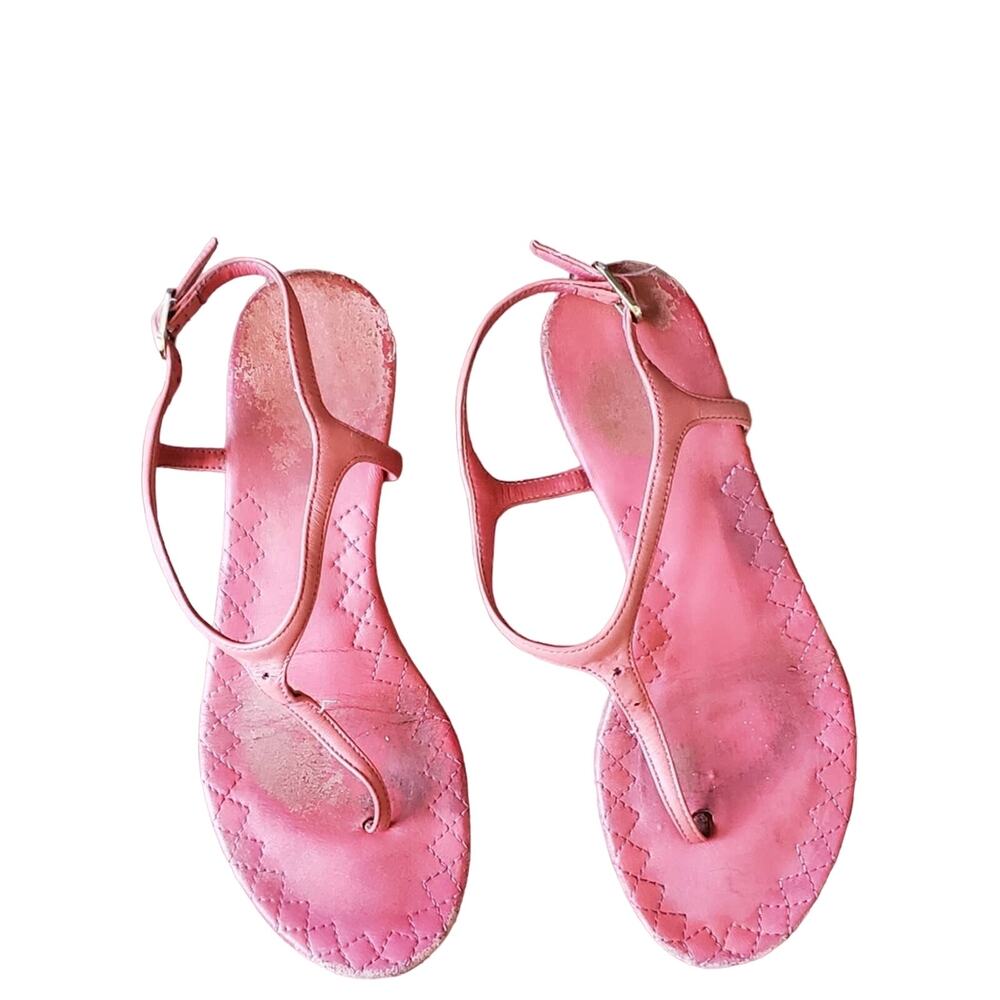 Chanel Pink Quilted Leather Thong Sandals (35)